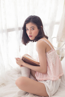 善良迷人的女教师2中文